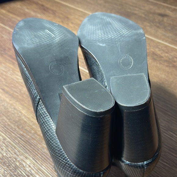 P. Ross leather boots. Sz 8 - Picture 5 of 11